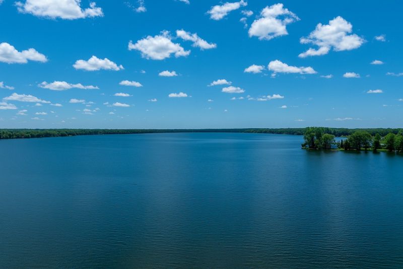 Walled Lake, MI